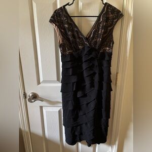 Adrianna Papell black lace top with tiered bottom midi dress size 8P